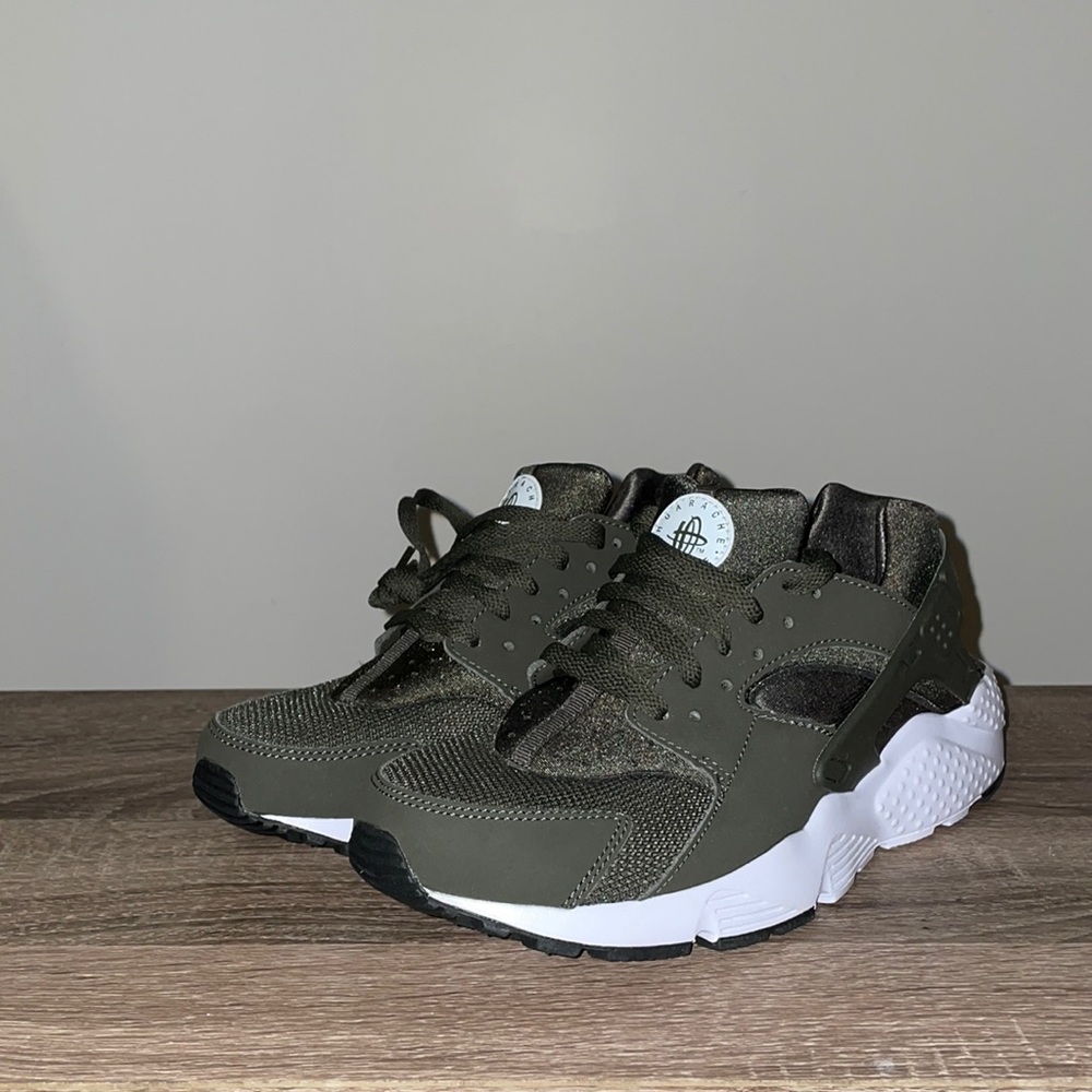 New Olive green Nike Huarache sneakers